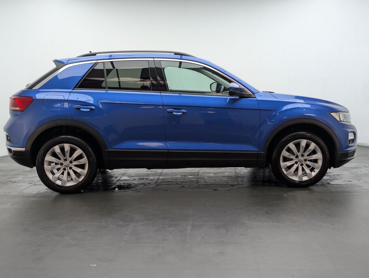 Used Volkswagen T-Roc 2020 for sale - 77081719: Photo 9
