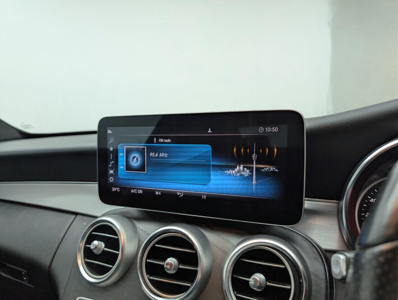 Used Mercedes-Benz C Class 2019 for sale - 76607595: Photo 13