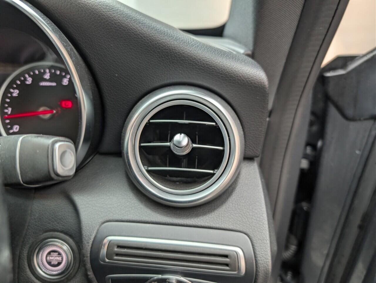 Used Mercedes-Benz C Class 2019 for sale - 76607595: Photo 21