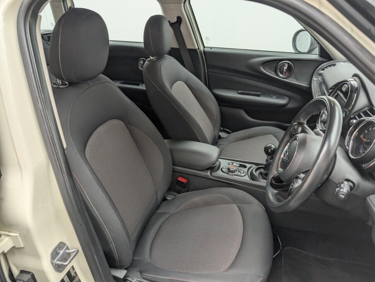 Used MINI Clubman 2018 for sale - 76608310: Photo 12