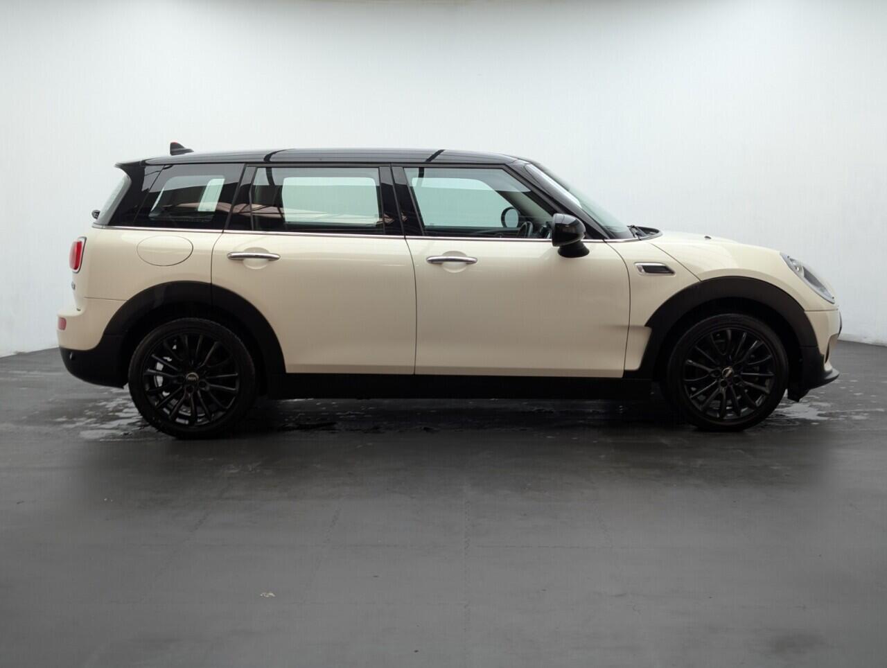 Used MINI Clubman 2018 for sale - 76608310: Photo 9