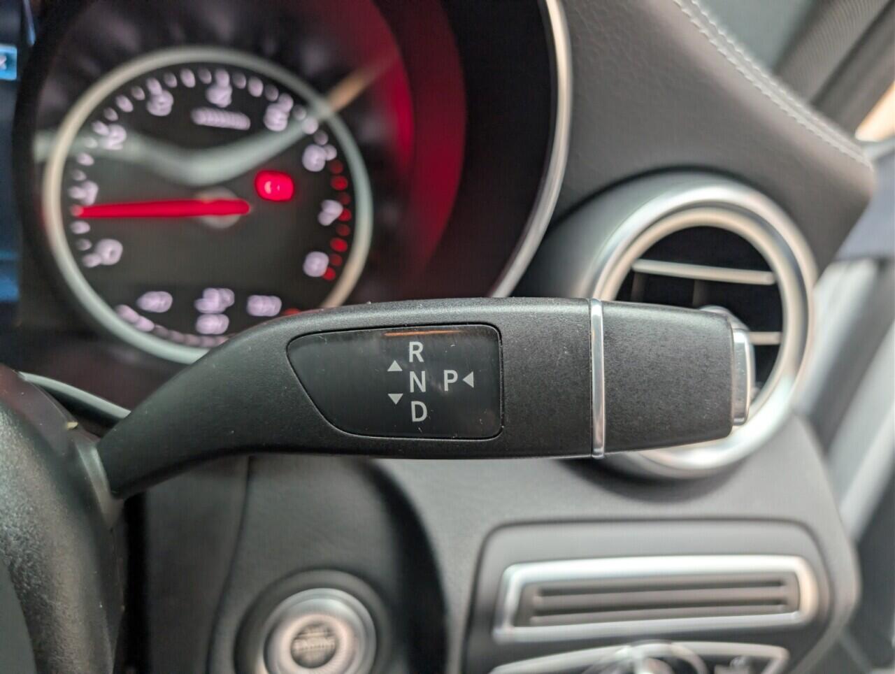 Used Mercedes-Benz C Class 2019 for sale - 76953116: Photo 17