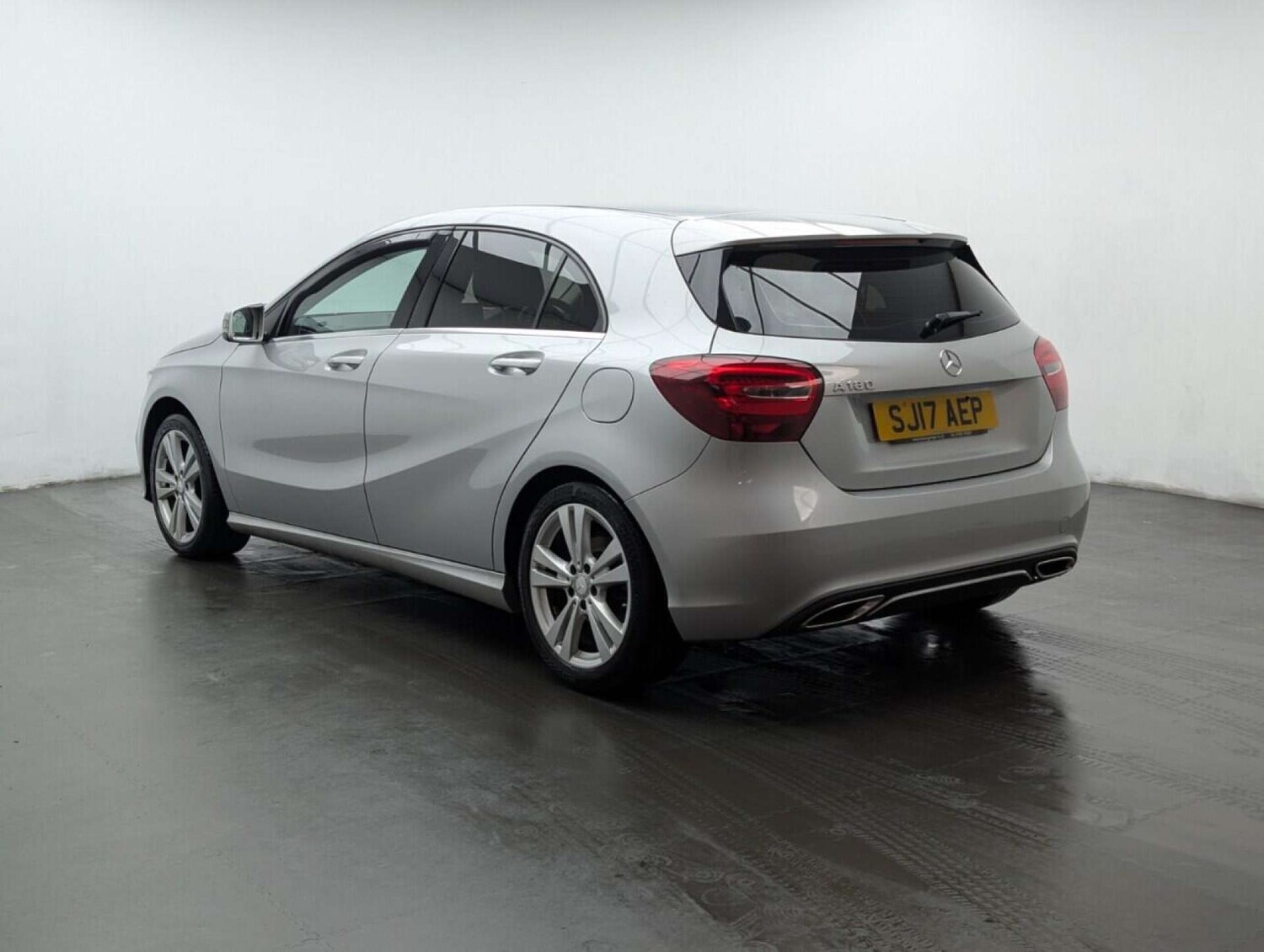 Used Mercedes-Benz A-Class 2017 for sale - 77714071: Photo 6