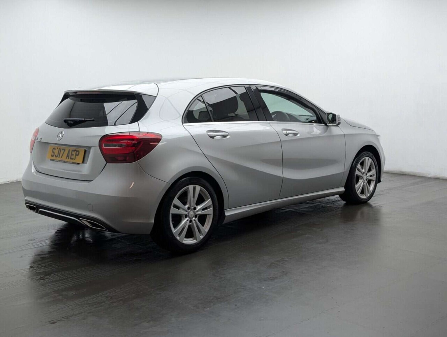 Used Mercedes-Benz A-Class 2017 for sale - 77714071: Photo 8