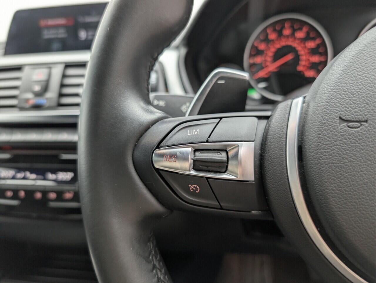 Used BMW 3 Series 2018 for sale - 77101905: Photo 17