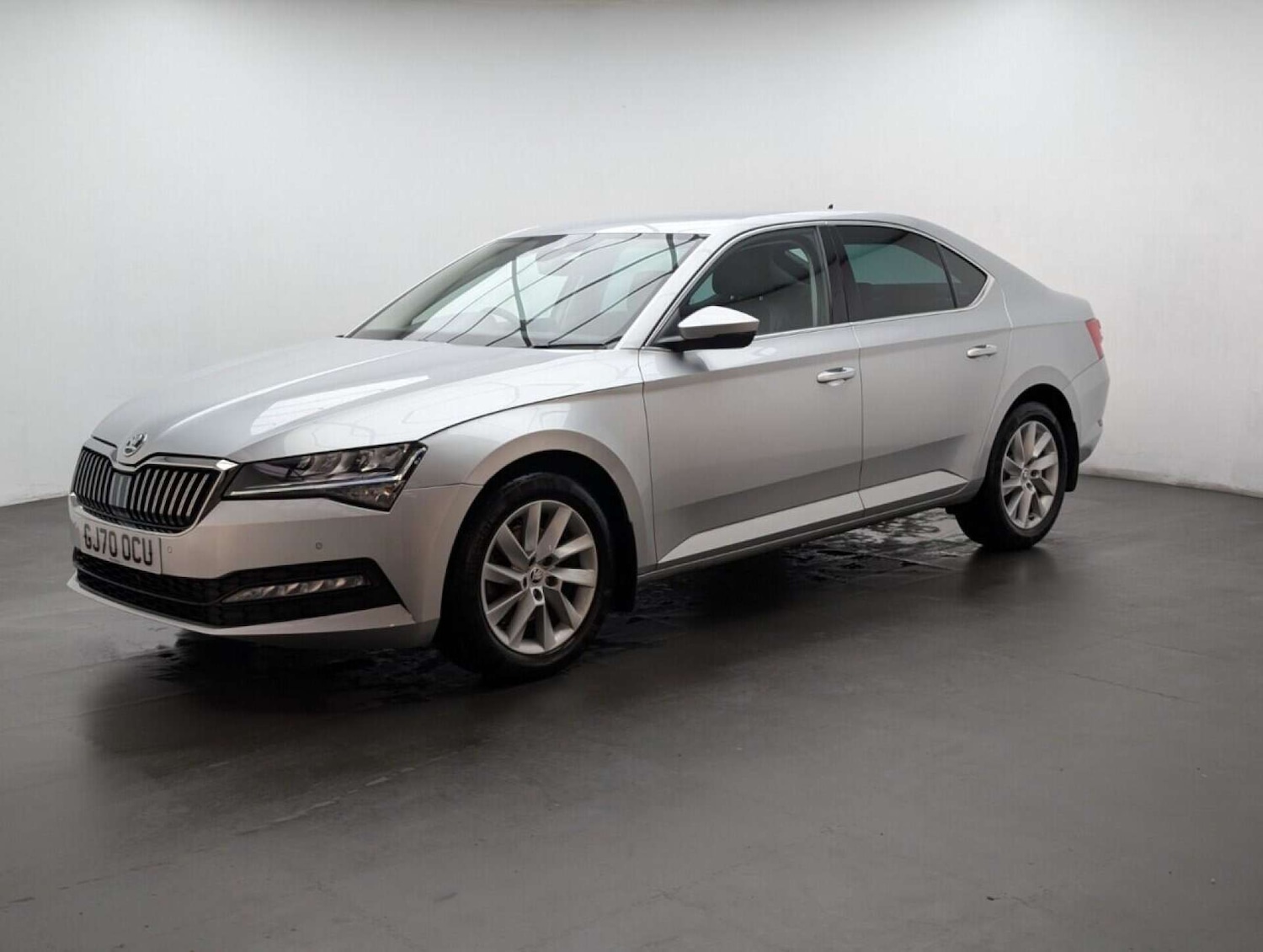 Used Skoda Superb 2020 for sale - 77713282: Photo 4