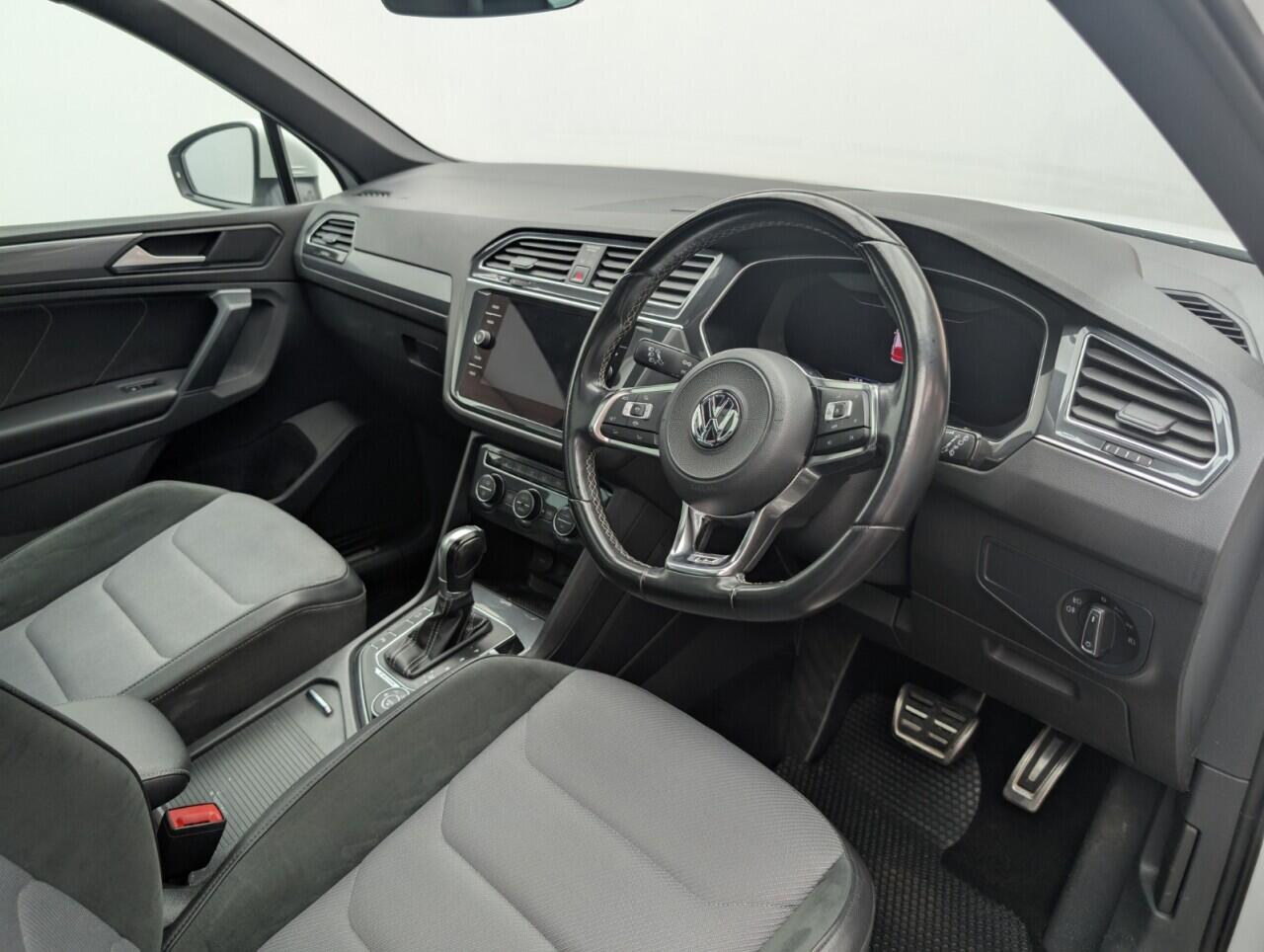 Used Volkswagen Tiguan 2018 for sale - 76425330: Photo 11