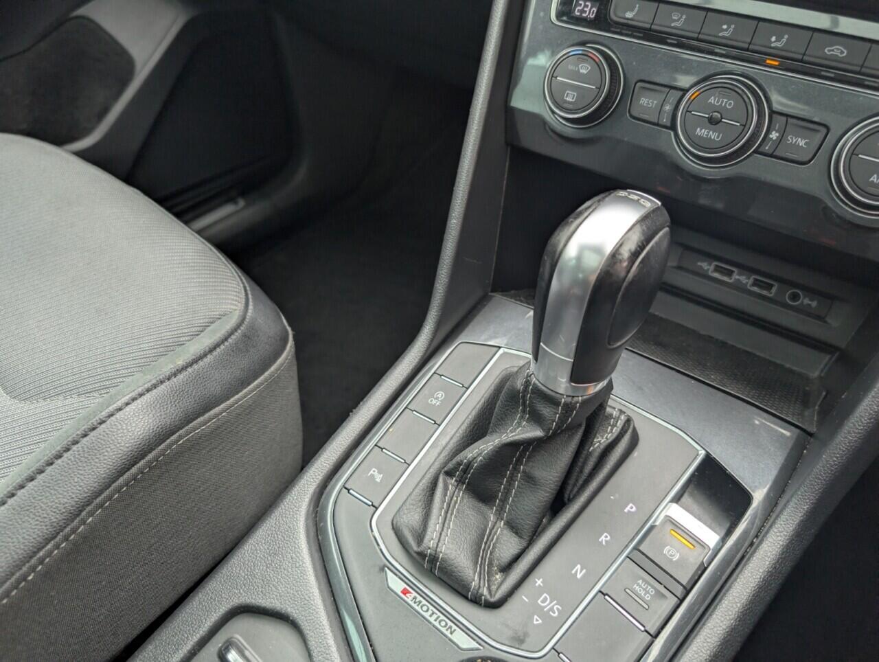 Used Volkswagen Tiguan 2018 for sale - 76425330: Photo 17