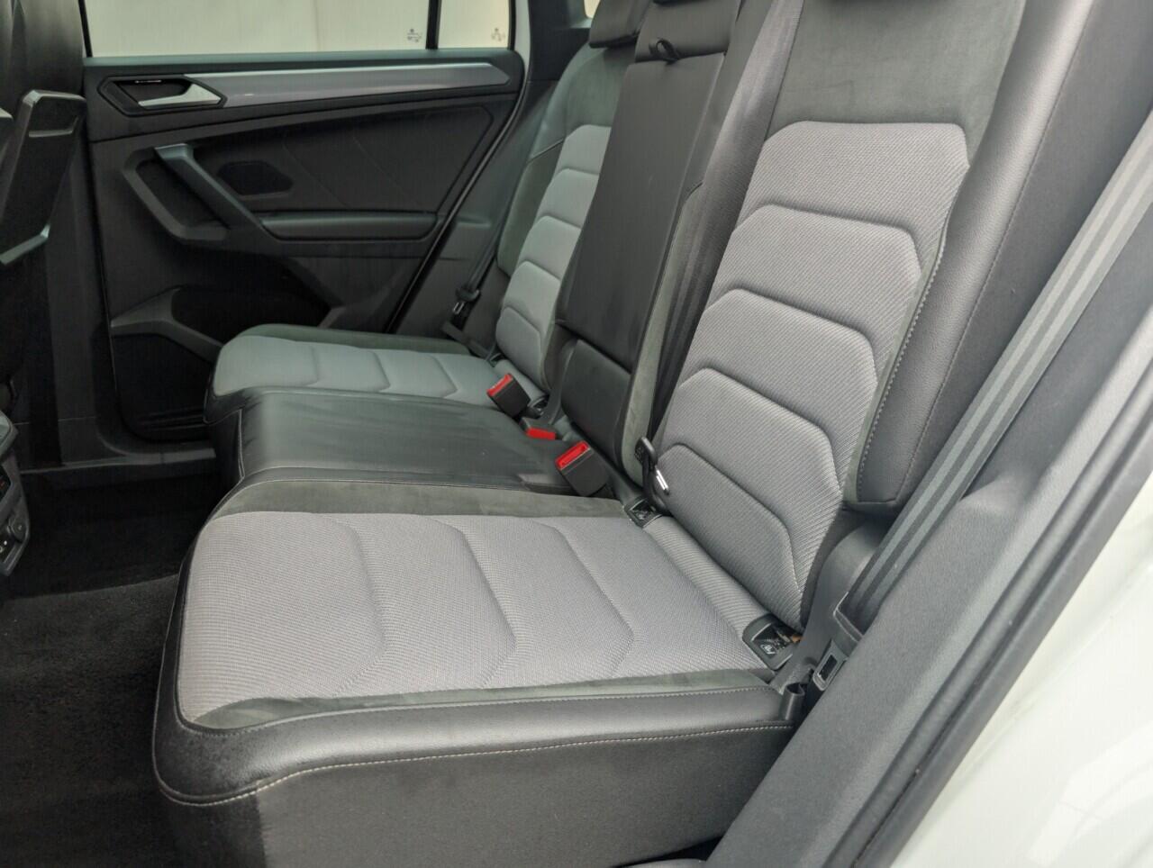 Used Volkswagen Tiguan 2018 for sale - 76425330: Photo 28