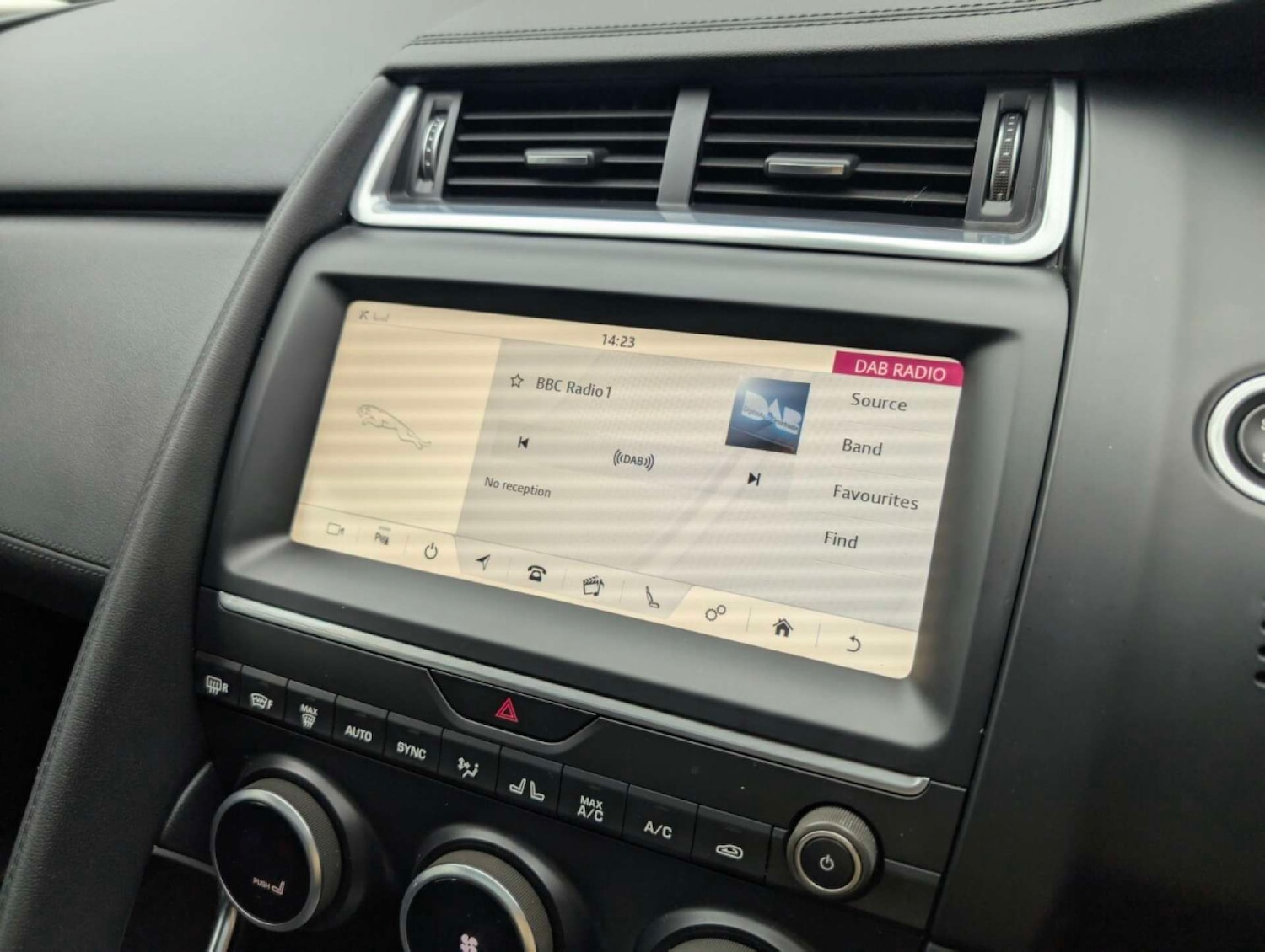 Used Jaguar E-Pace 2020 for sale - 77766984: Photo 21