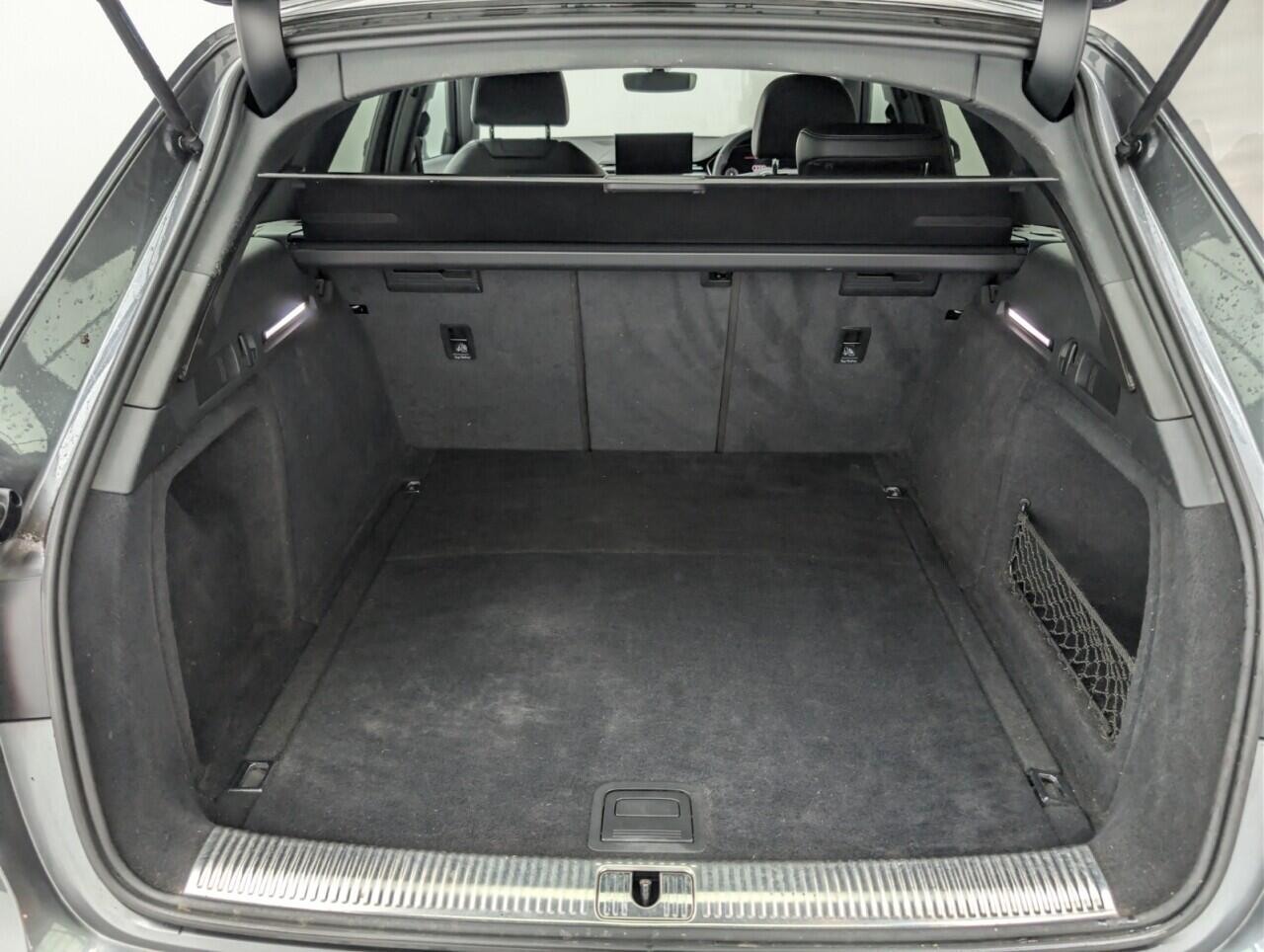 Used Audi A4 Avant 2020 for sale - 77175643: Photo 24