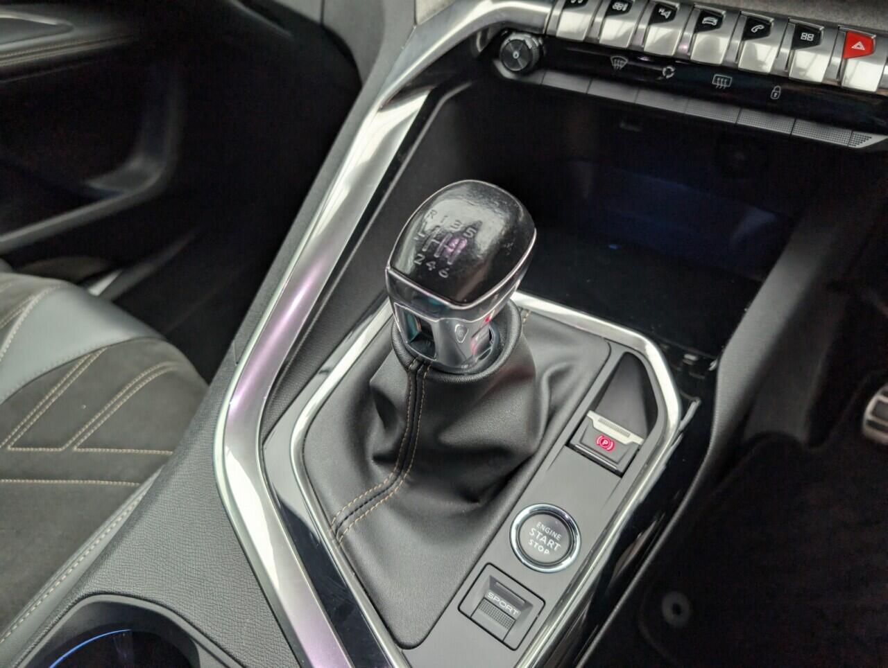 Used Peugeot 5008 2021 for sale - 76423840: Photo 16