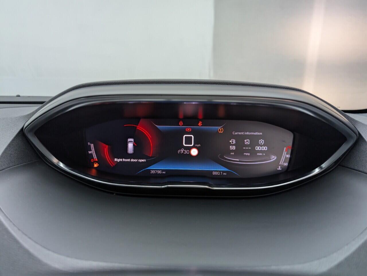 Used Peugeot 5008 2021 for sale - 76423840: Photo 17