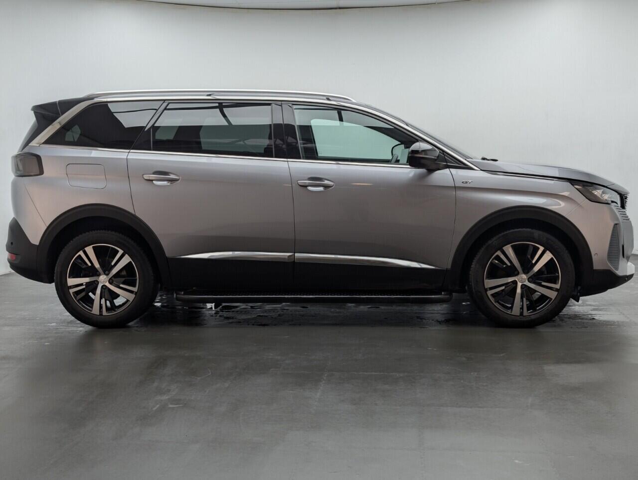 Used Peugeot 5008 2021 for sale - 76423840: Photo 9
