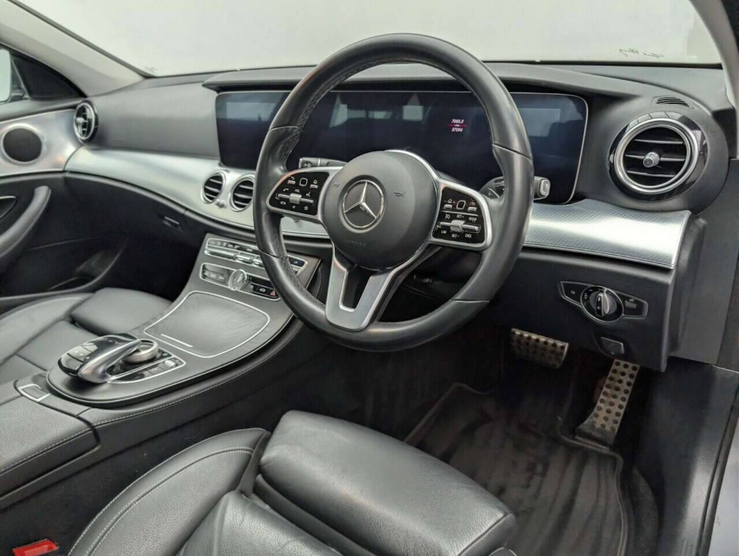 Used Mercedes-Benz E Class 2020 for sale - 77713486: Photo 11