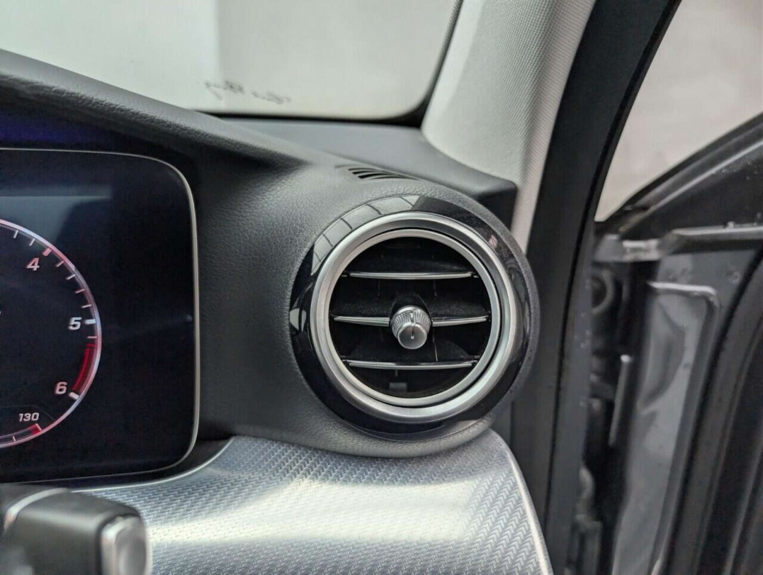 Used Mercedes-Benz E Class 2020 for sale - 77713486: Photo 19