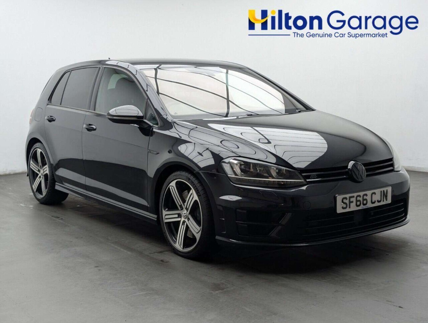 Used Volkswagen Golf 2016 for sale - 77713517: Photo 1