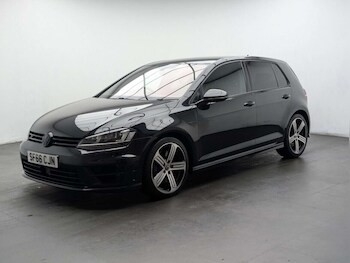 Used Volkswagen Golf 2016 for sale - 77713517: Photo