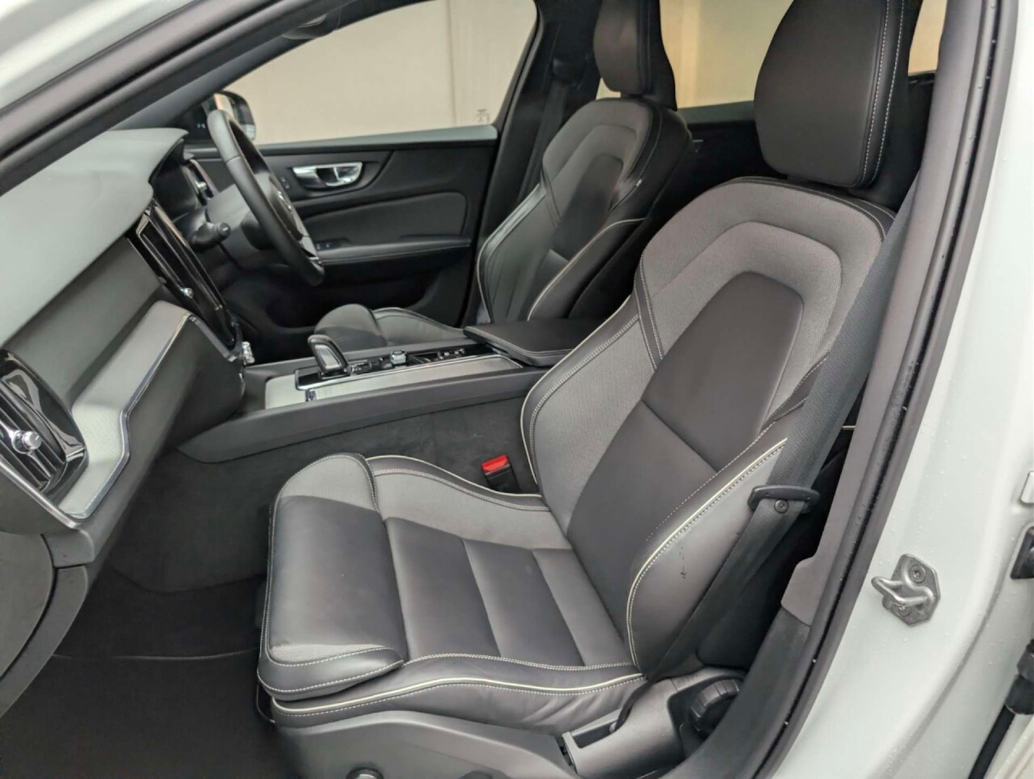 Used Volvo V60 2021 for sale - 77766983: Photo 24