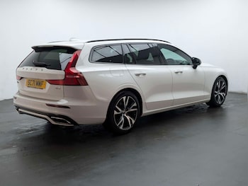 Used Volvo V60 2021 for sale - 77766983: Photo