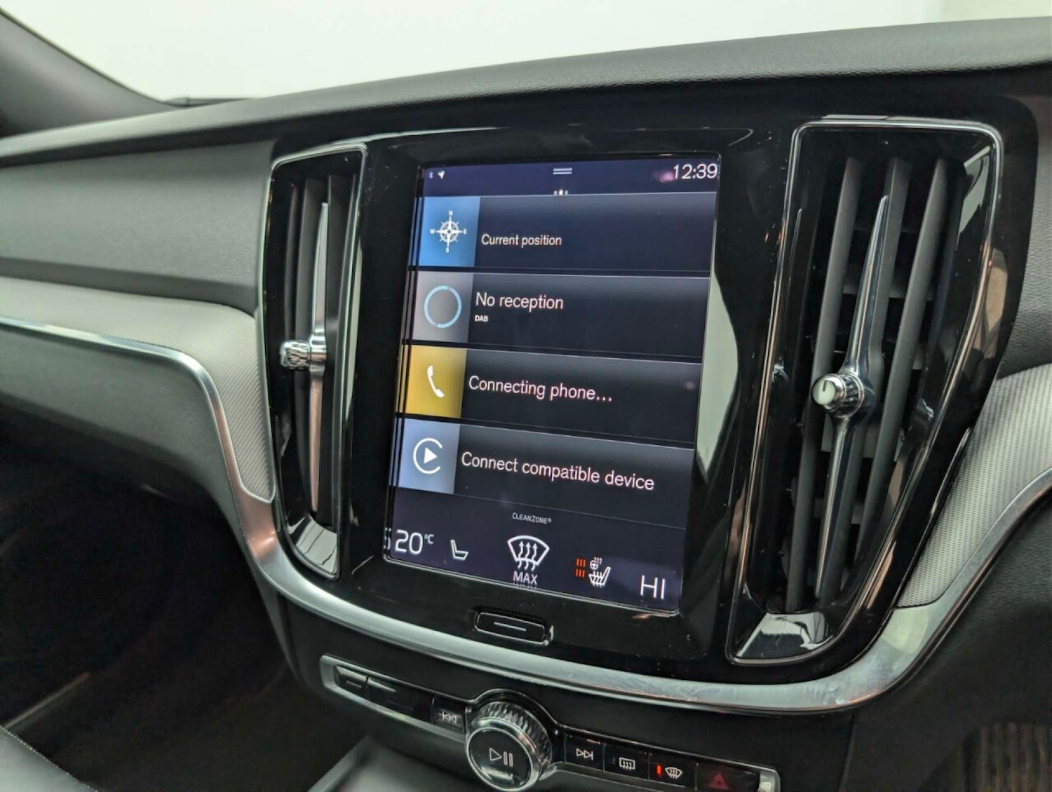 Used Volvo V60 2021 for sale - 77766983: Photo 8