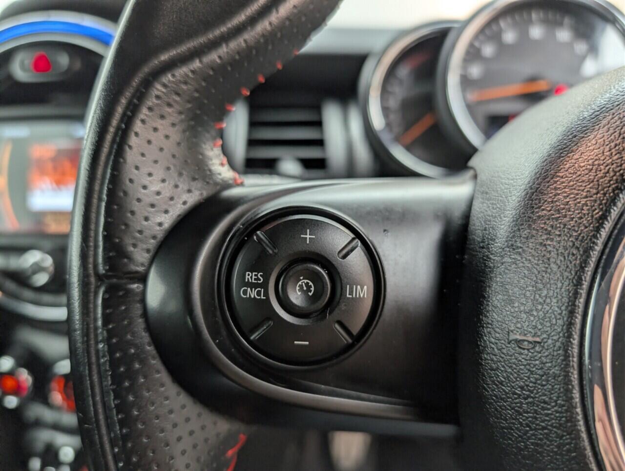 Used MINI Hatch 2019 for sale - 76913427: Photo 18