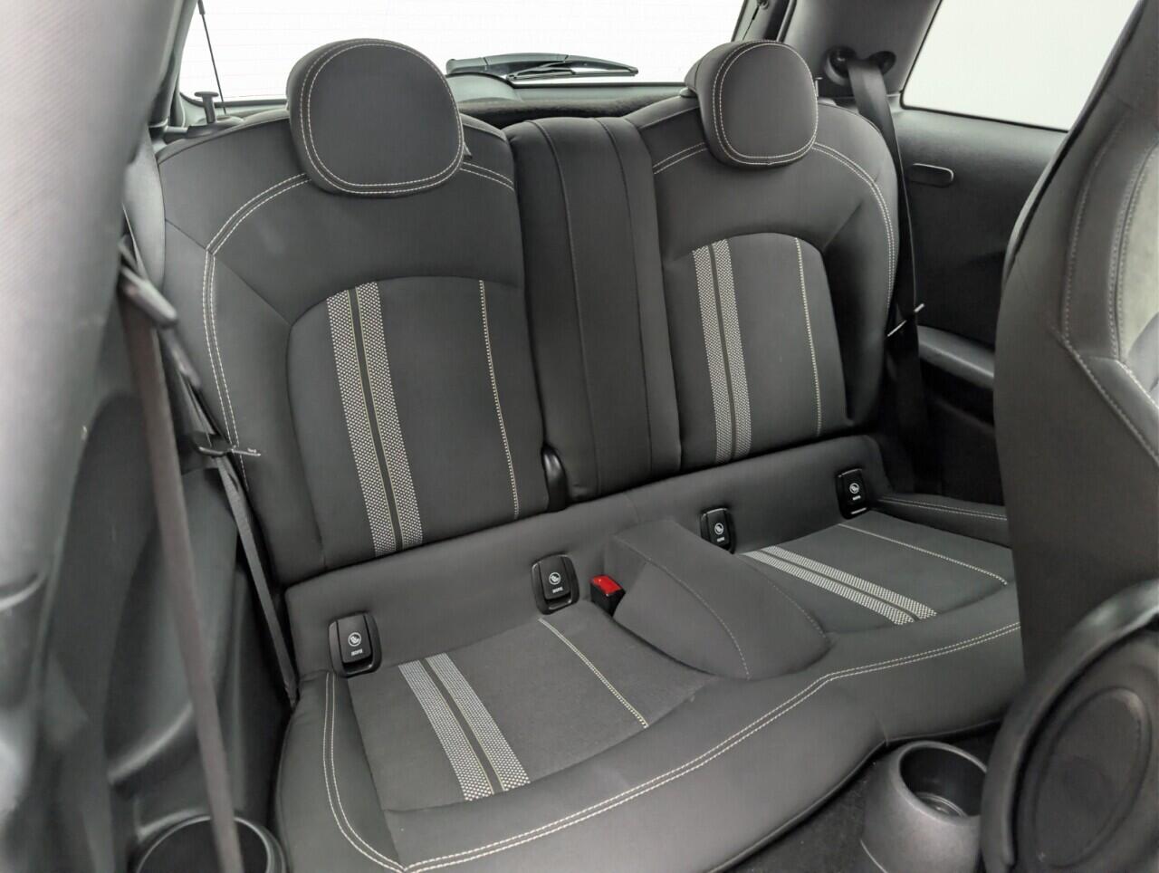 Used MINI Hatch 2019 for sale - 76913427: Photo 23