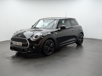 Used MINI Hatch 2019 for sale - 76913427: Photo