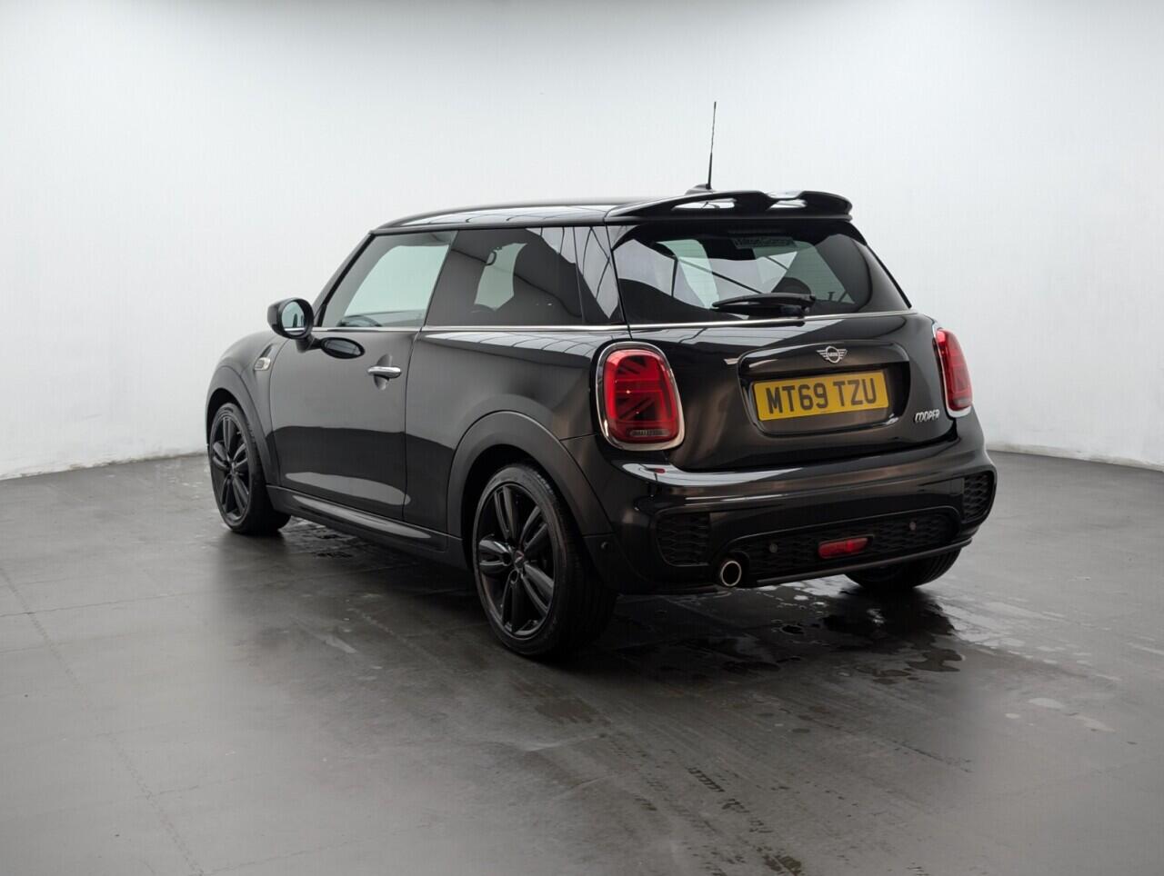 Used MINI Hatch 2019 for sale - 76913427: Photo 6