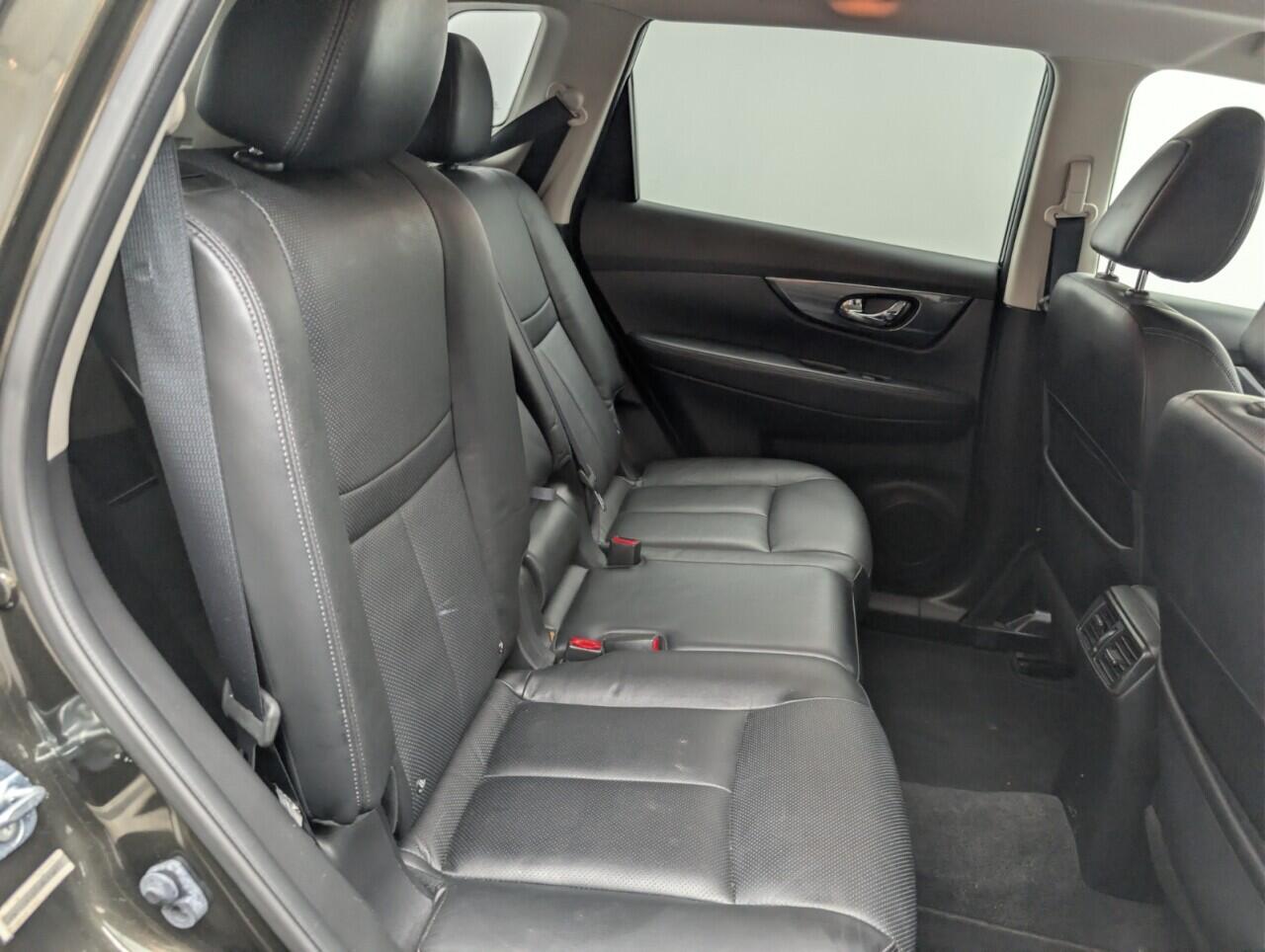 Used Nissan X-Trail 2017 for sale - 77097404: Photo 37