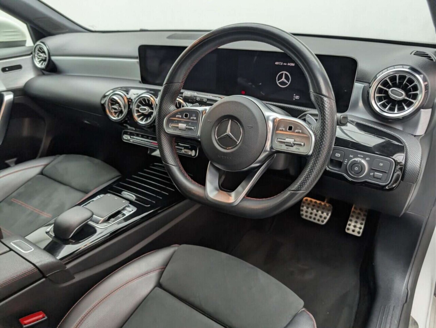 Used Mercedes-Benz A-Class 2018 for sale - 77714686: Photo 11