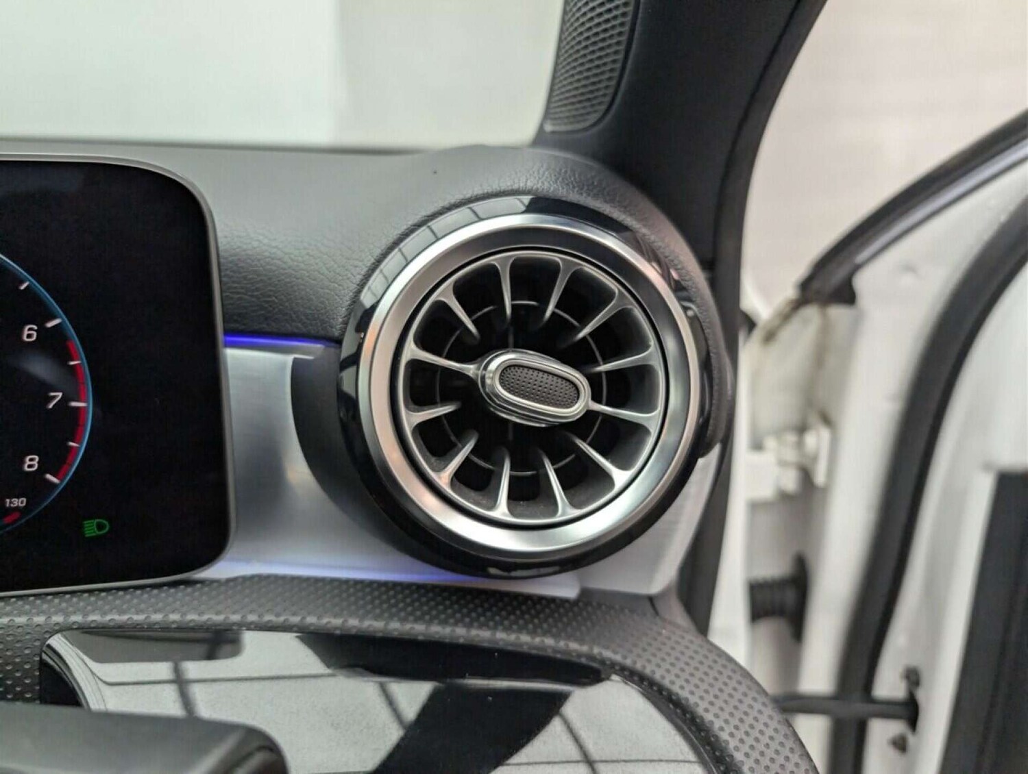 Used Mercedes-Benz A-Class 2018 for sale - 77714686: Photo 20