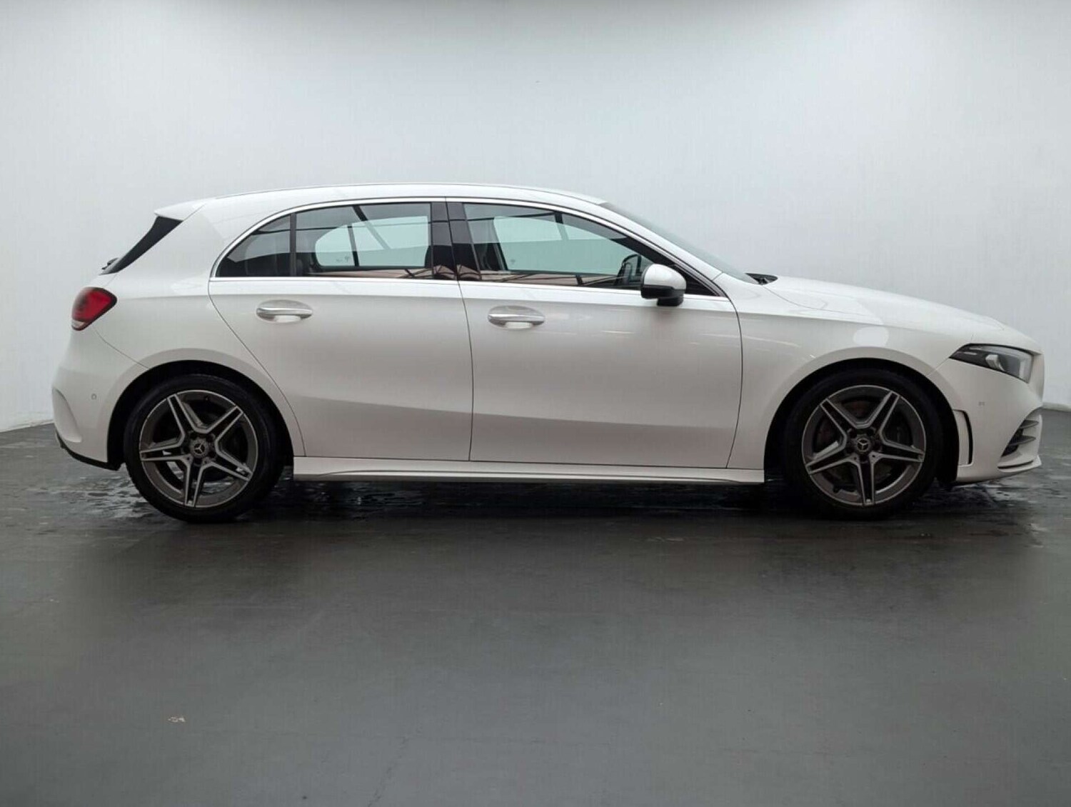 Used Mercedes-Benz A-Class 2018 for sale - 77714686: Photo 9