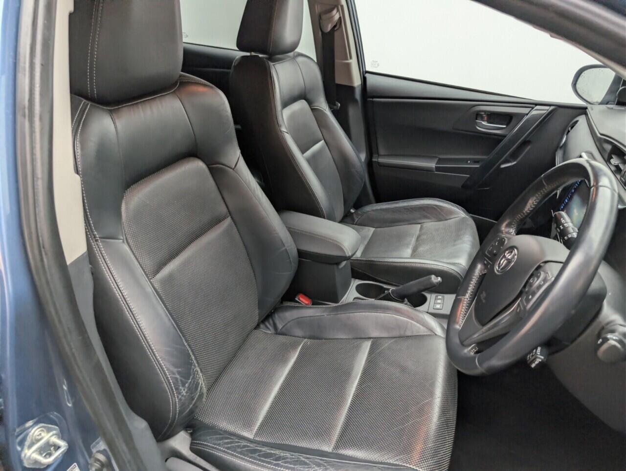 Used Toyota Auris 2018 for sale - 77091642: Photo 24