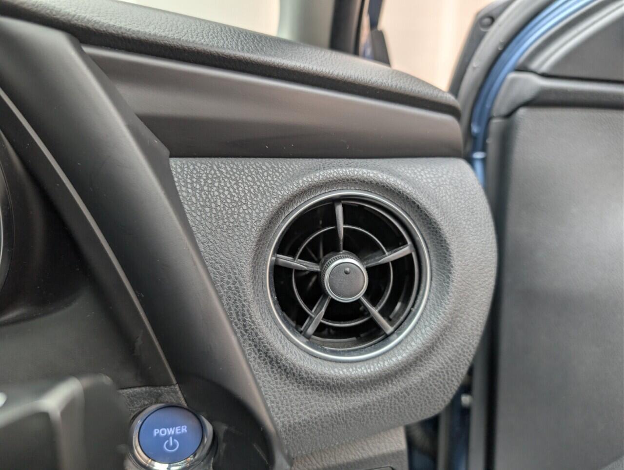 Used Toyota Auris 2018 for sale - 77091642: Photo 33