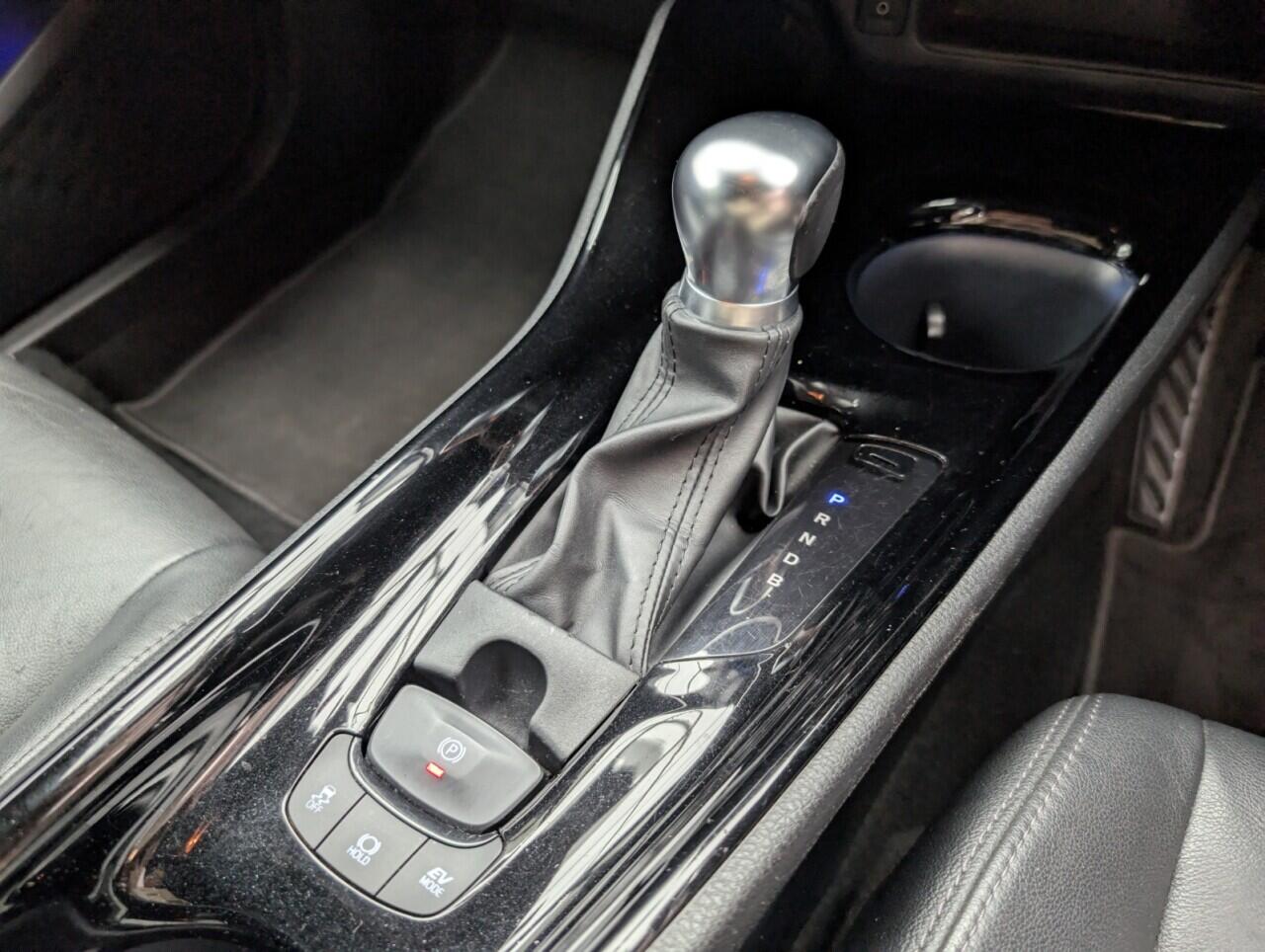 Used Toyota C-HR 2019 for sale - 76424804: Photo 16