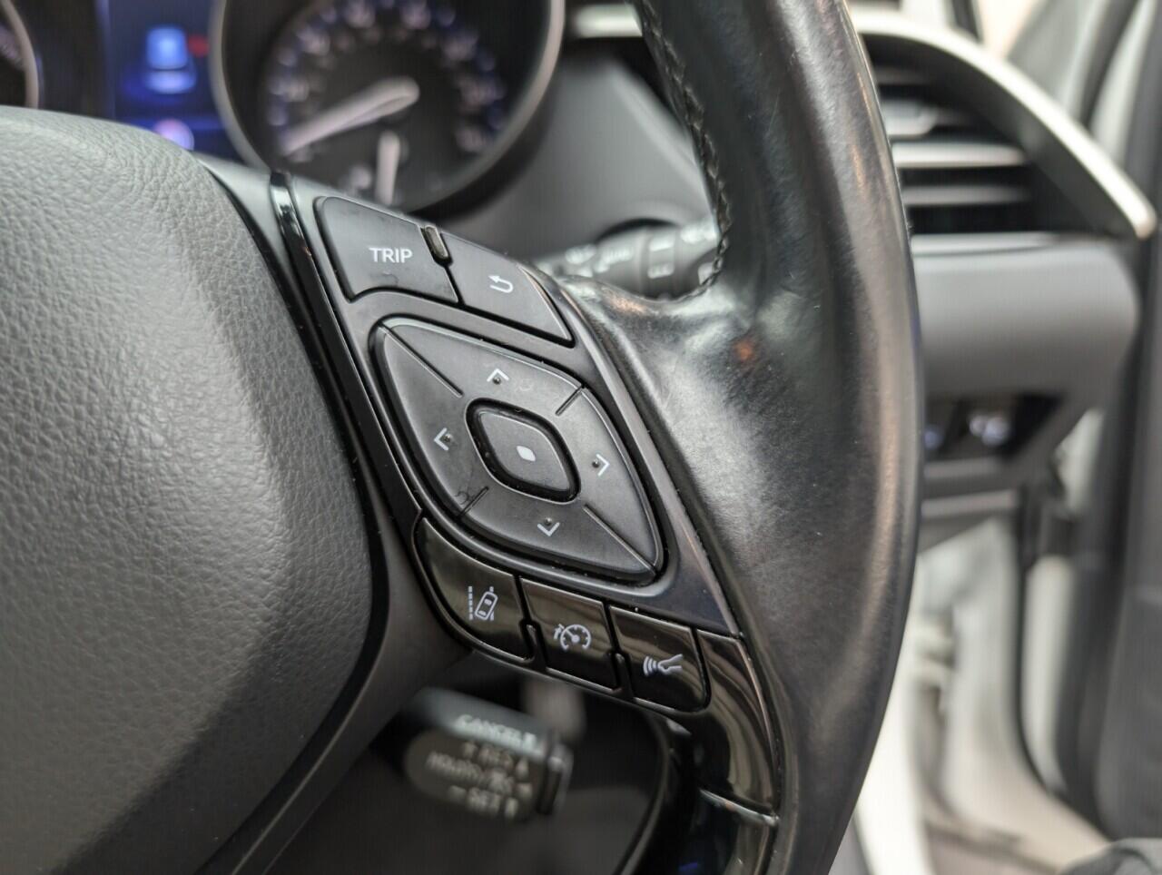 Used Toyota C-HR 2019 for sale - 76424804: Photo 19