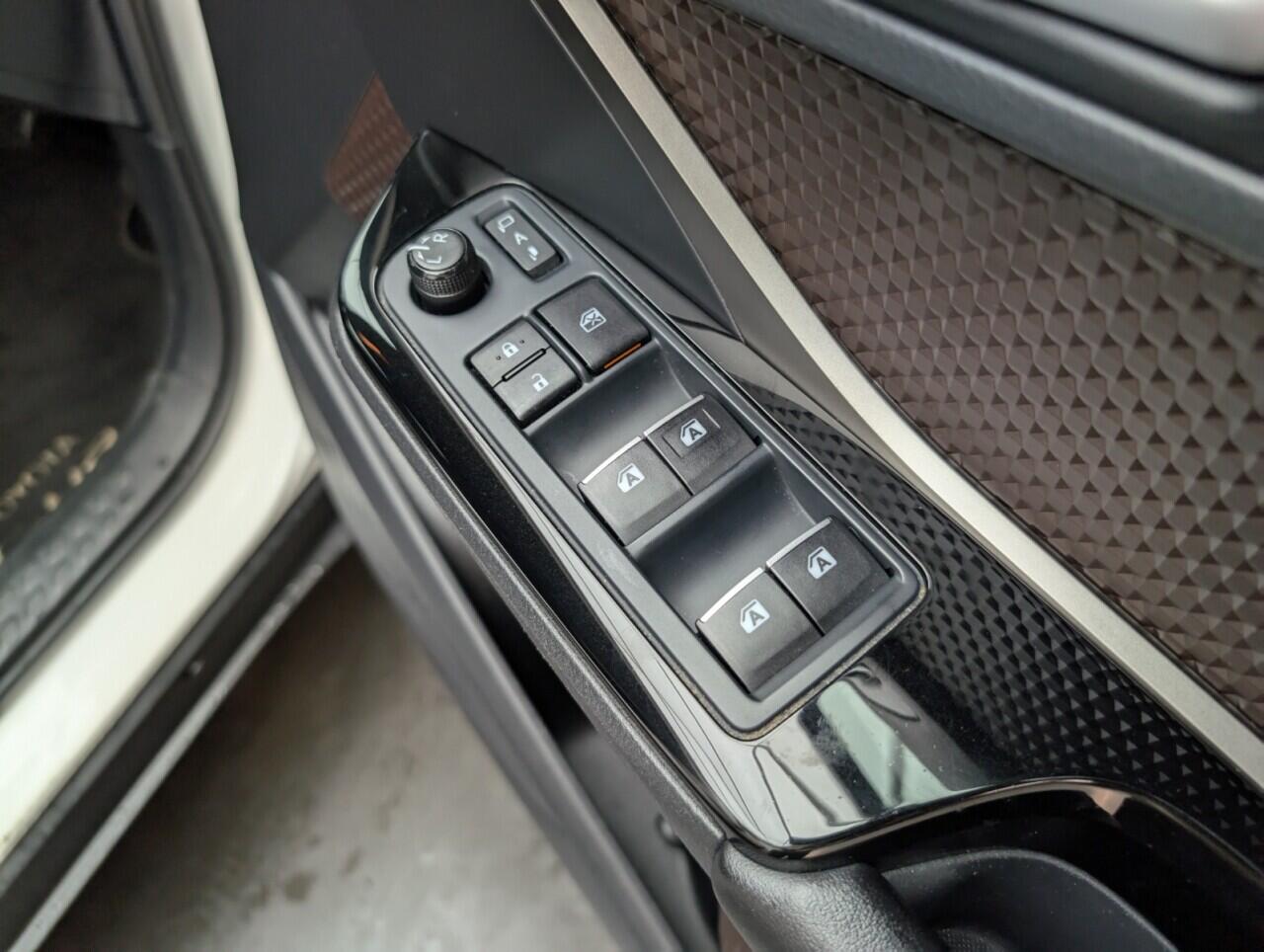 Used Toyota C-HR 2019 for sale - 76424804: Photo 21