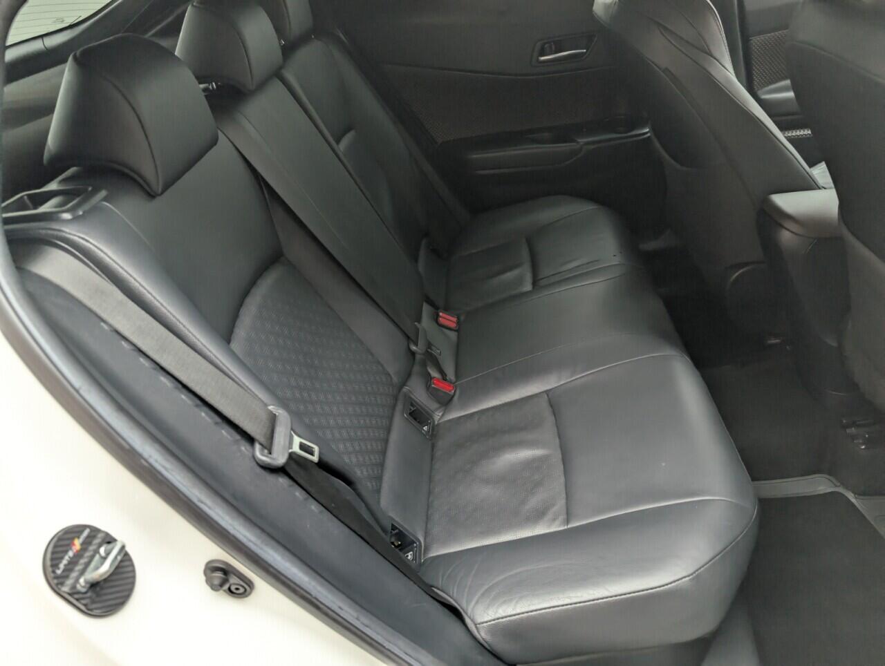 Used Toyota C-HR 2019 for sale - 76424804: Photo 24