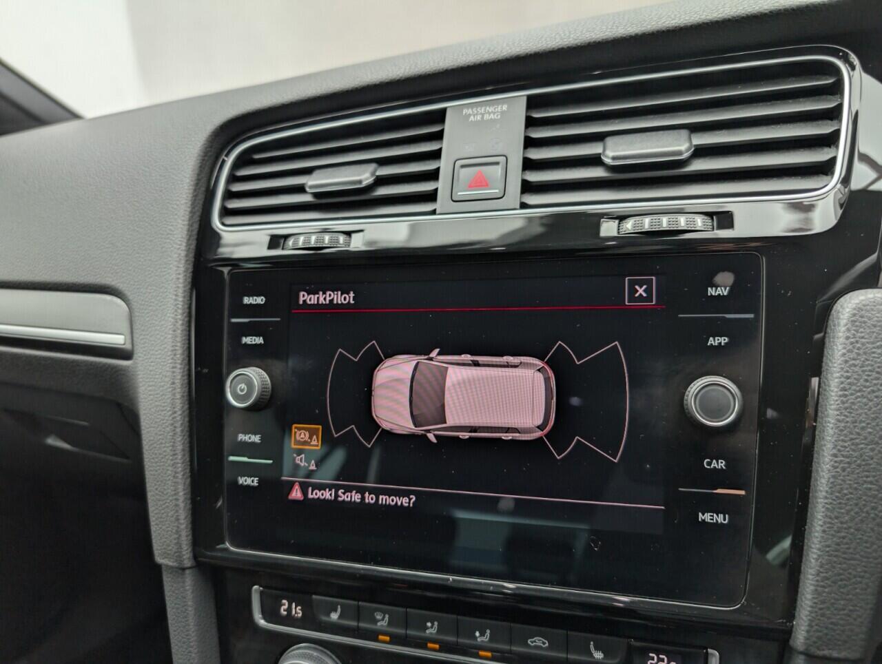 Used Volkswagen Golf 2018 for sale - 76424002: Photo 16