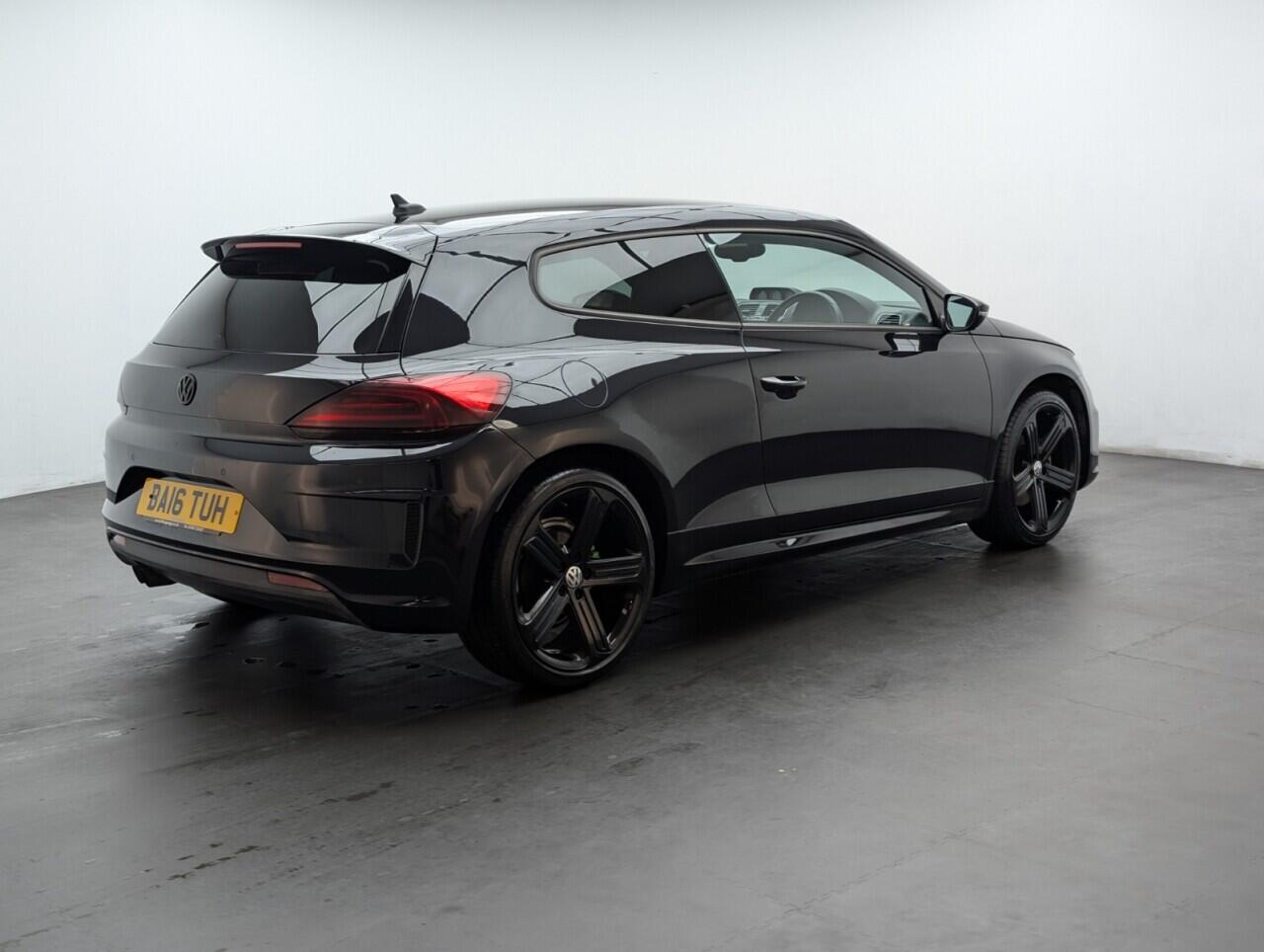 Used Volkswagen Scirocco 2016 for sale - 76423996: Photo 8