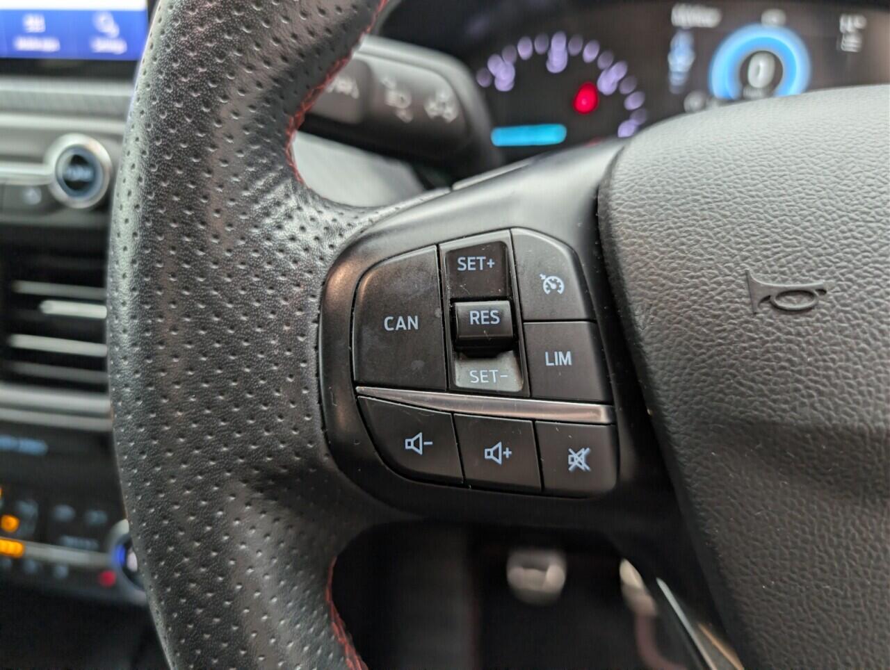 Used Ford Focus 2020 for sale - 76457409: Photo 19