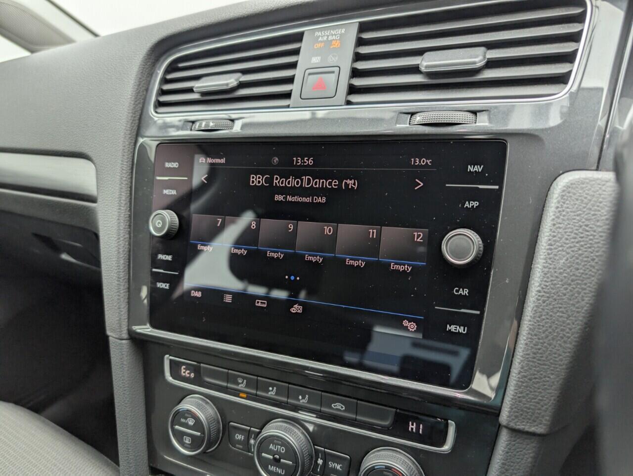 Used Volkswagen Golf 2019 for sale - 76424410: Photo 13