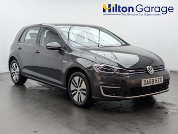 Used Volkswagen Golf 2019 for sale - 76424410: Photo