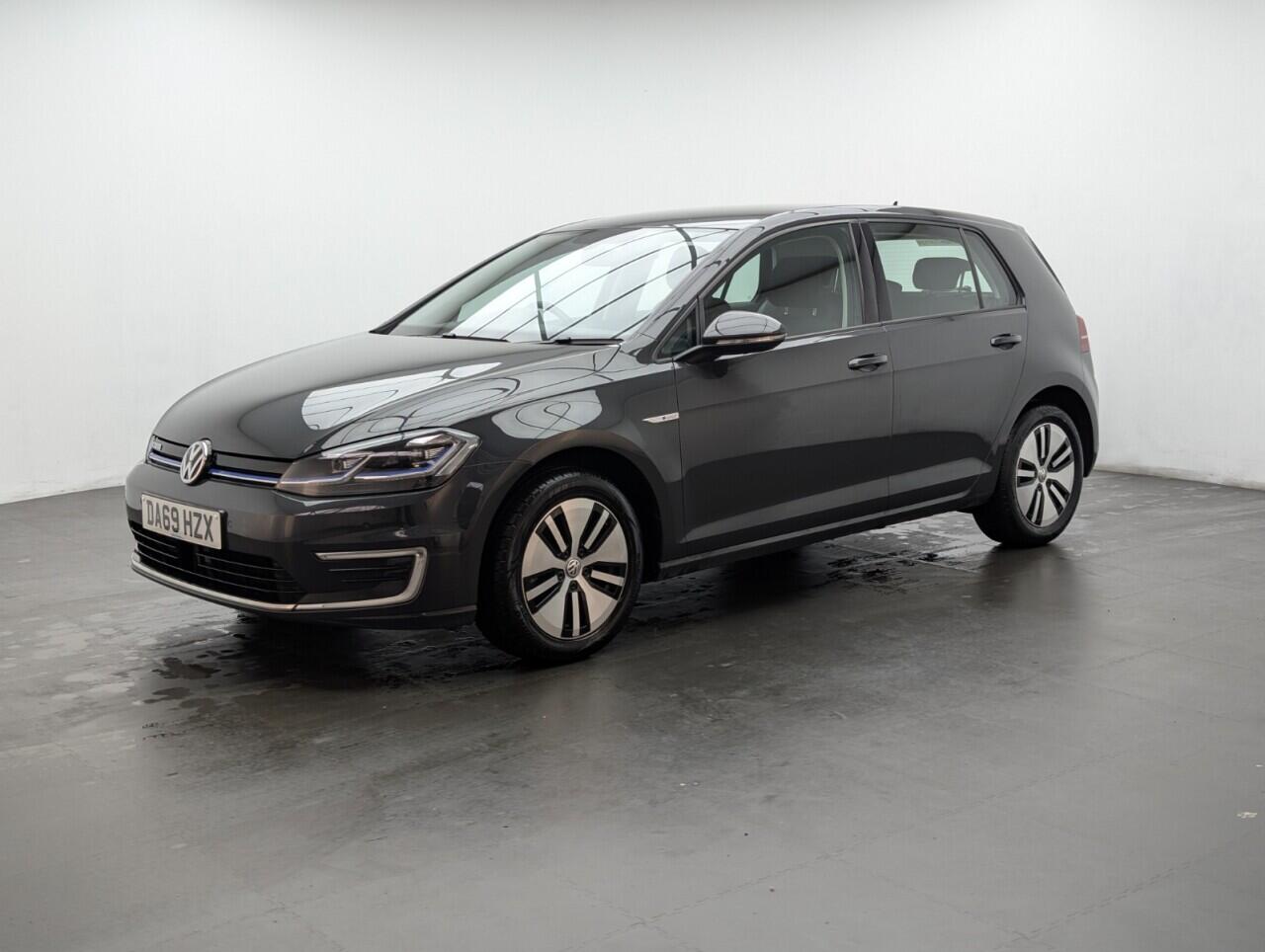 Used Volkswagen Golf 2019 for sale - 76424410: Photo 4