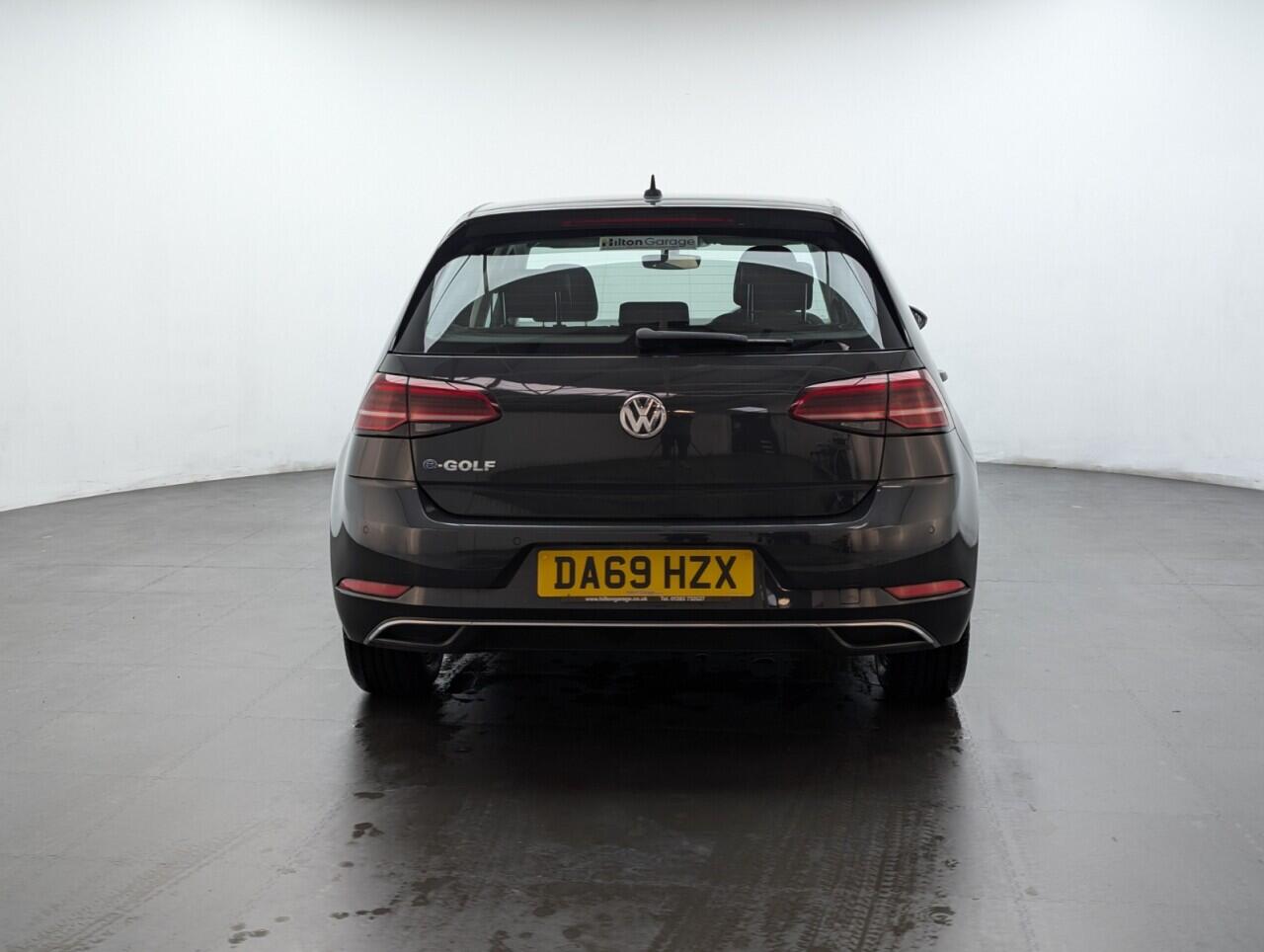 Used Volkswagen Golf 2019 for sale - 76424410: Photo 7