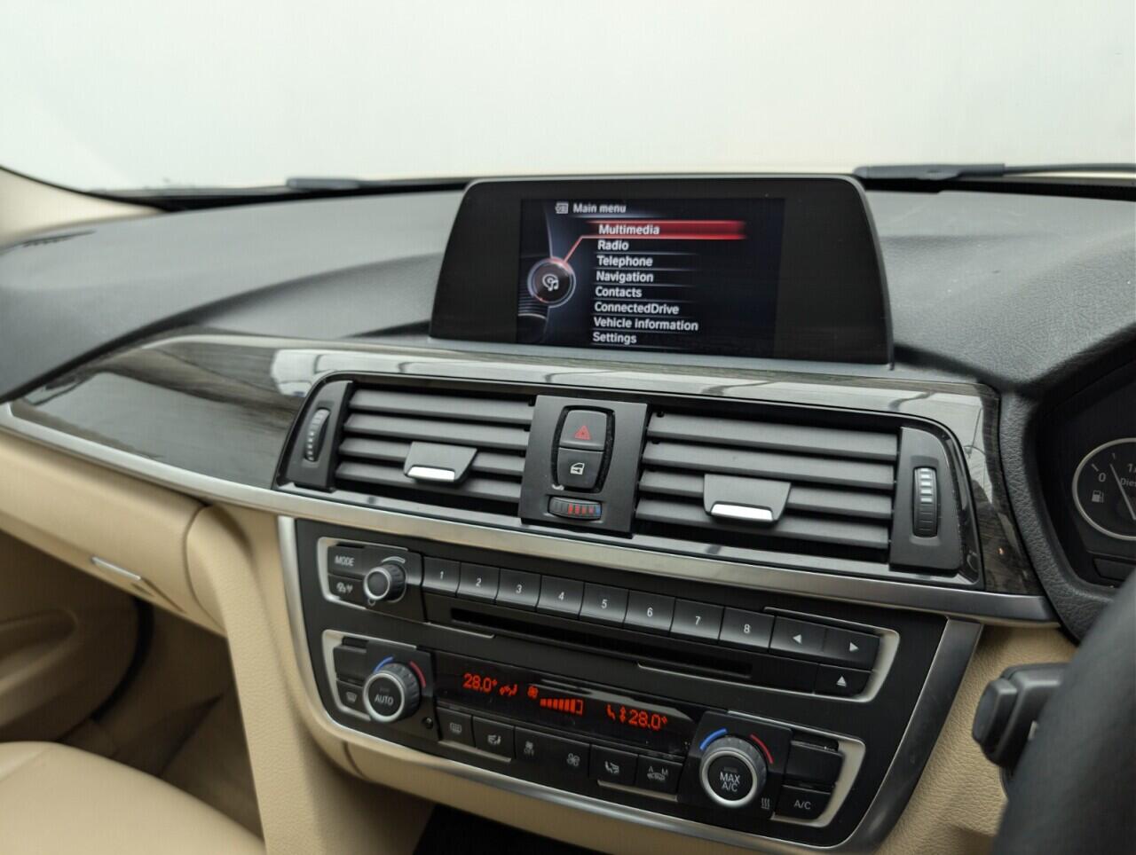 Used BMW 3 Series 2015 for sale - 77633033: Photo 13