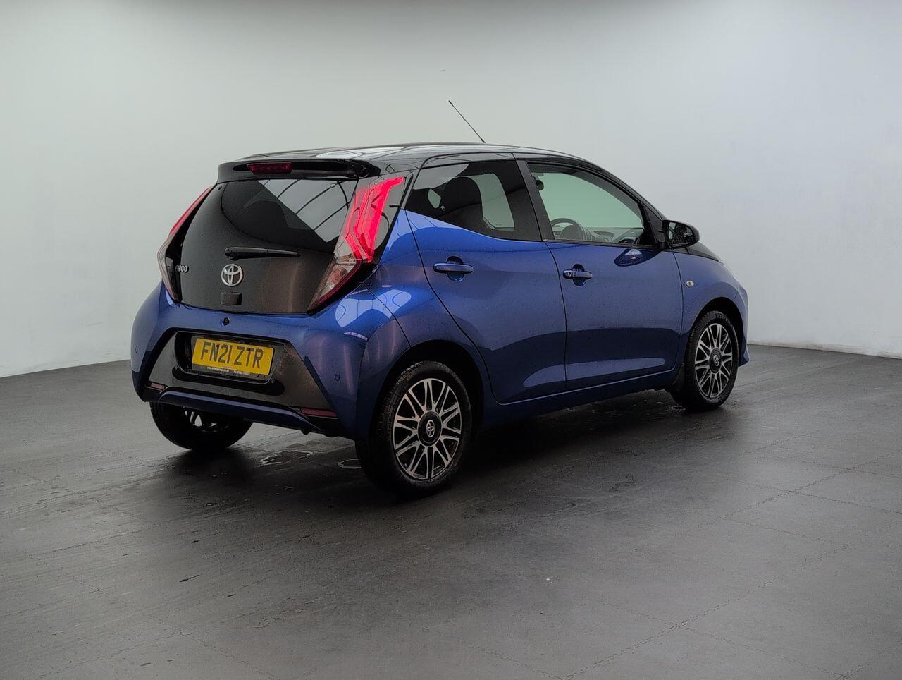 Used Toyota AYGO 2021 for sale - 76424734: Photo 8