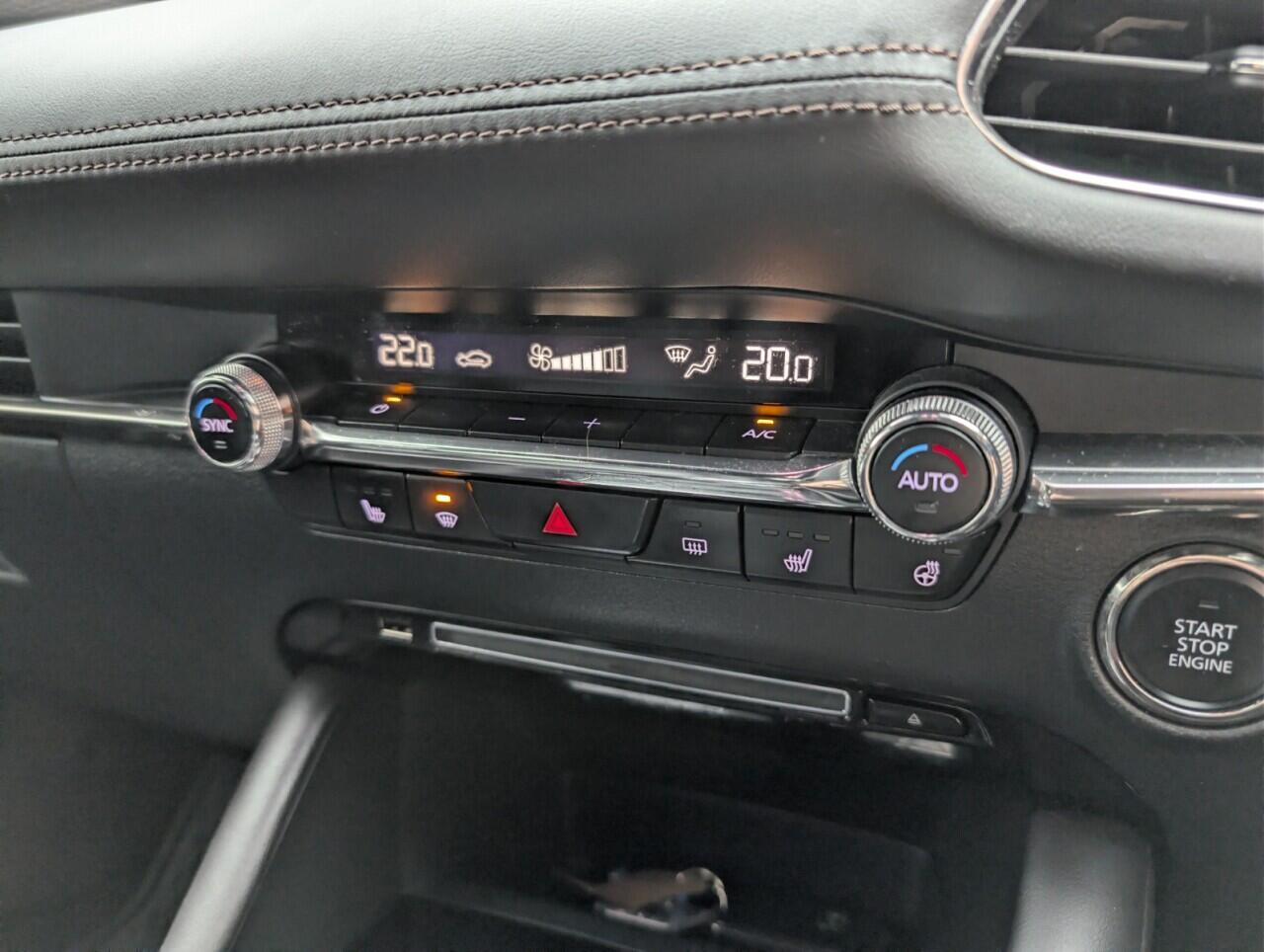 Used Mazda Mazda3 2020 for sale - 76728388: Photo 15