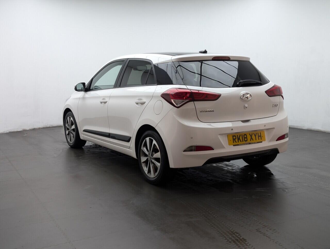 Used Hyundai i20 2018 for sale - 77098147: Photo 6